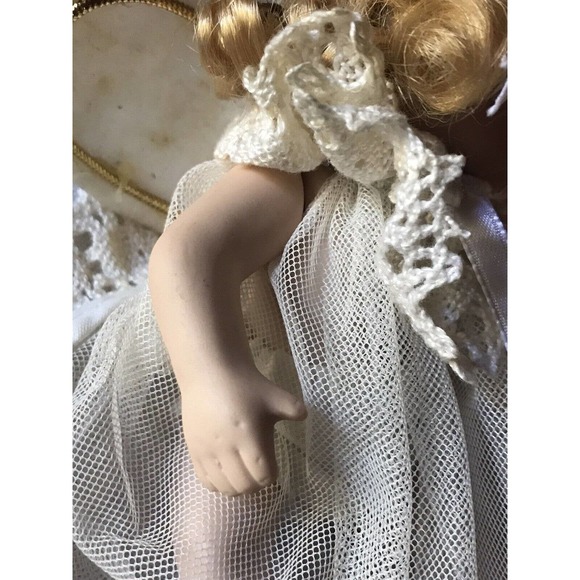 Small Bisque Baby Doll Angel Jointed Limbs Tulle Crochet Dress 6.5” READ - Picture 13 of 15